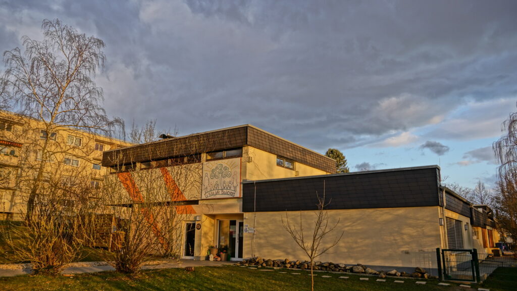 Listing cover image