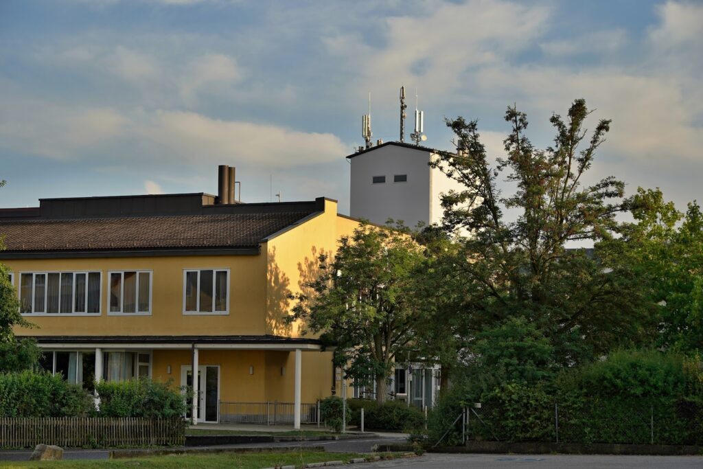 Listing cover image