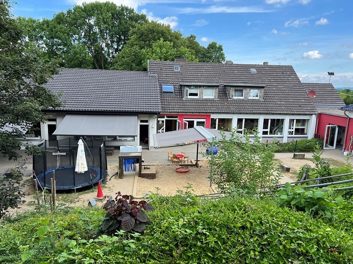 Listing cover image