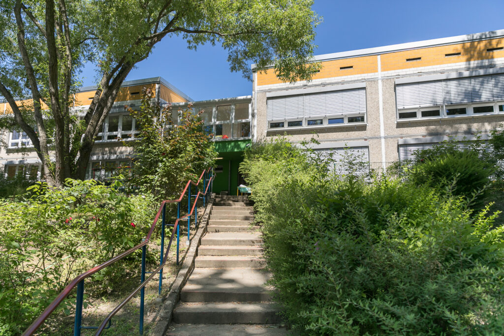 Listing cover image