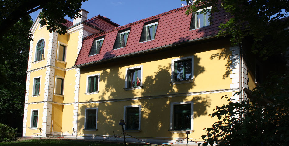 Listing cover image