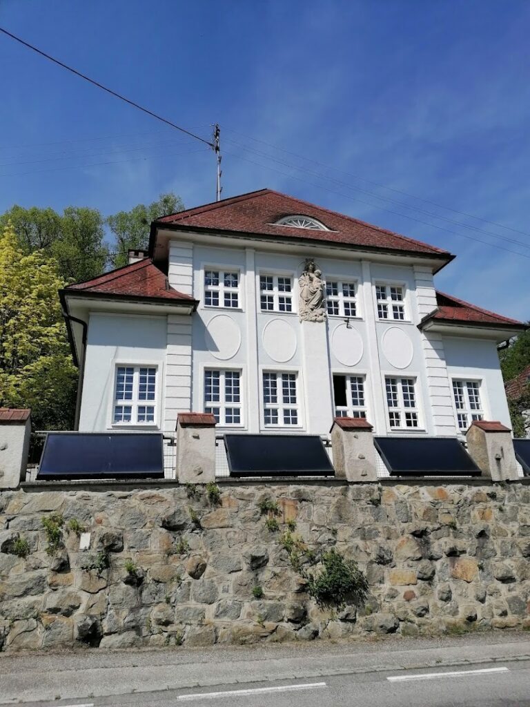 Listing cover image