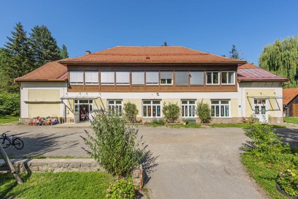 Listing cover image