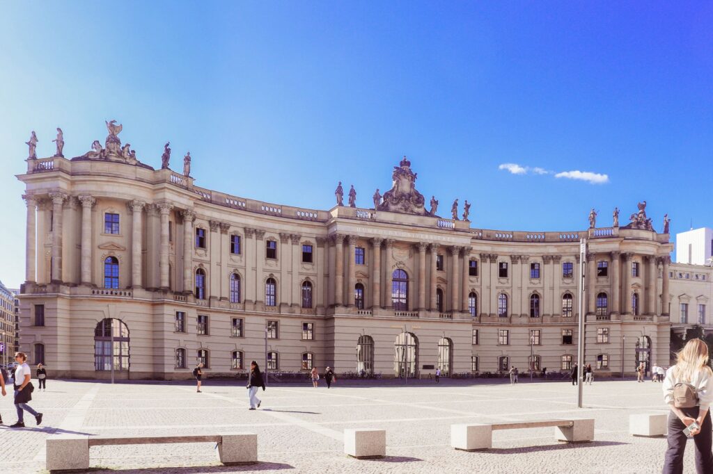 Berlin Kita Schließtage Eltern Senat Bildung